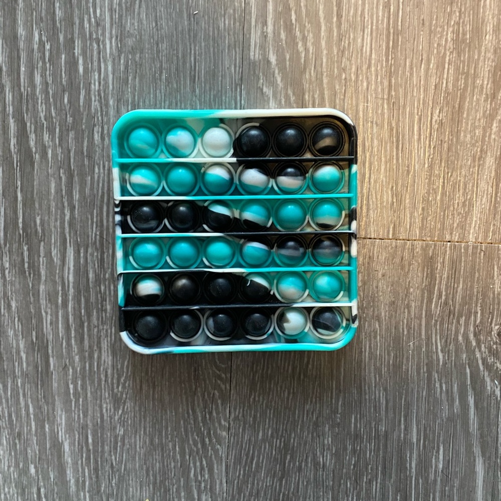Pop Fidgets - Picture 6 of 8